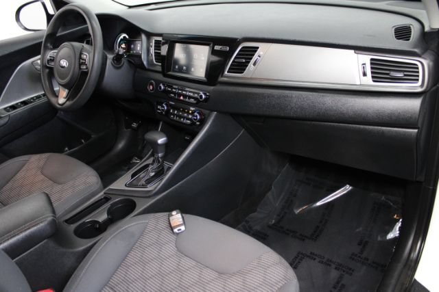 Used 2018 Kia Niro LX FWD image 24