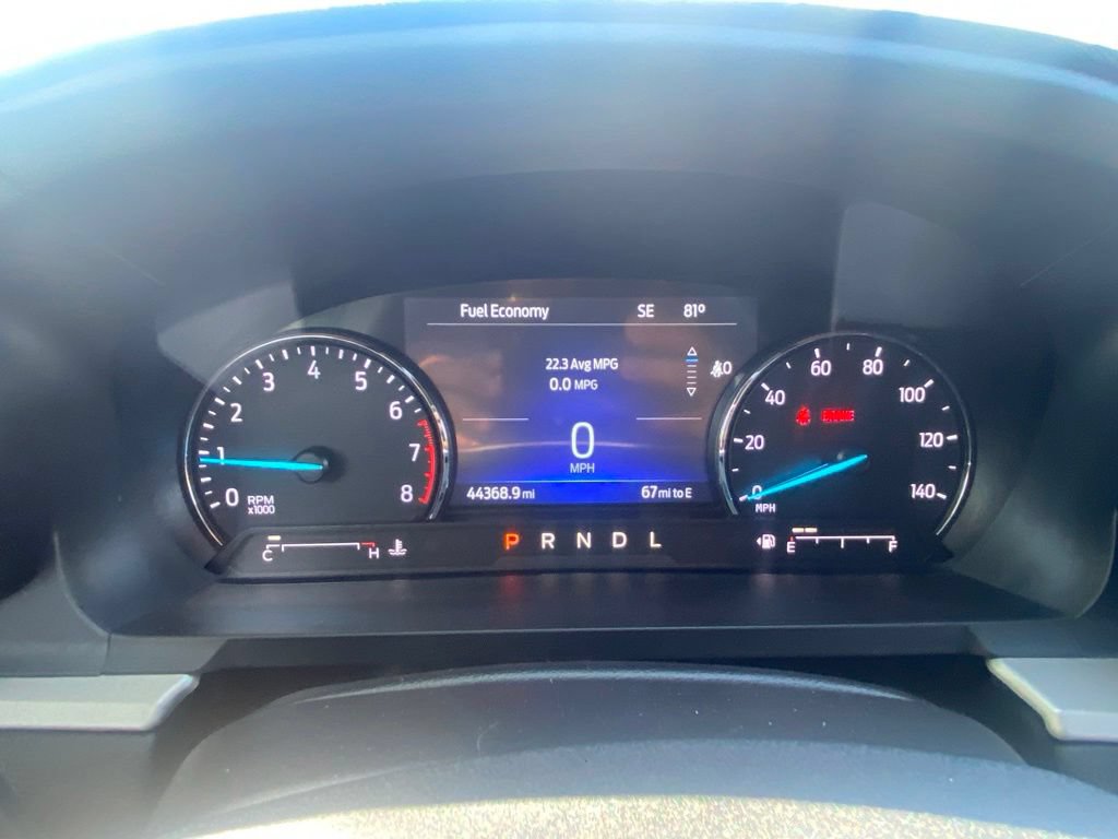 Used 2023 Ford Explorer XLT w/ Equipment Group 202A AWD/4WD image 18