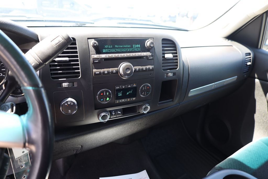 Used 2007 Chevrolet Silverado 2500 LT w/ 1LT Convenience Package AWD/4WD image 15