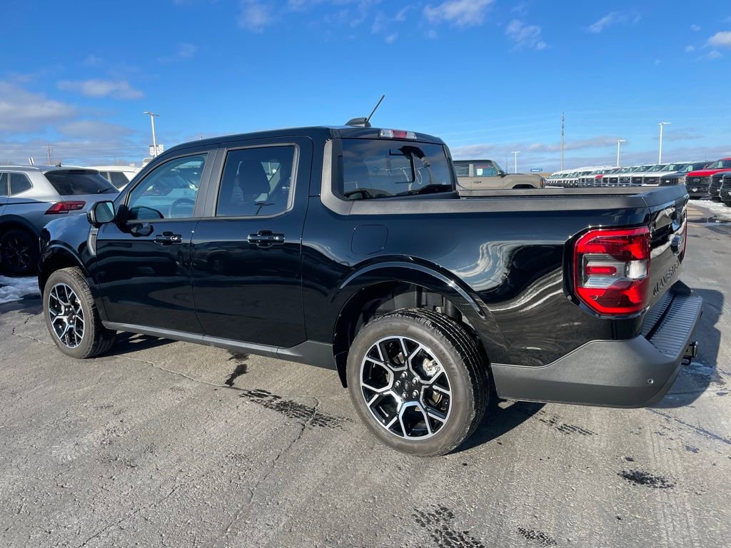 Used 2025 Ford Maverick Lariat w/ 4K Tow Package image 5