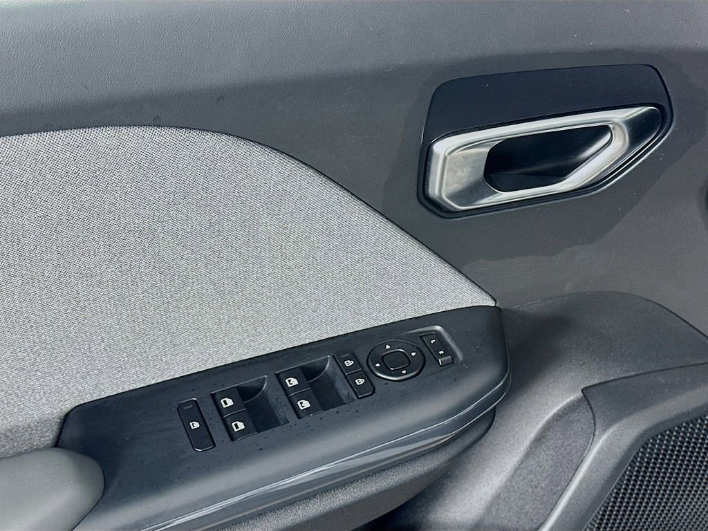 Certified 2025 Kia K4 EX FWD image 19
