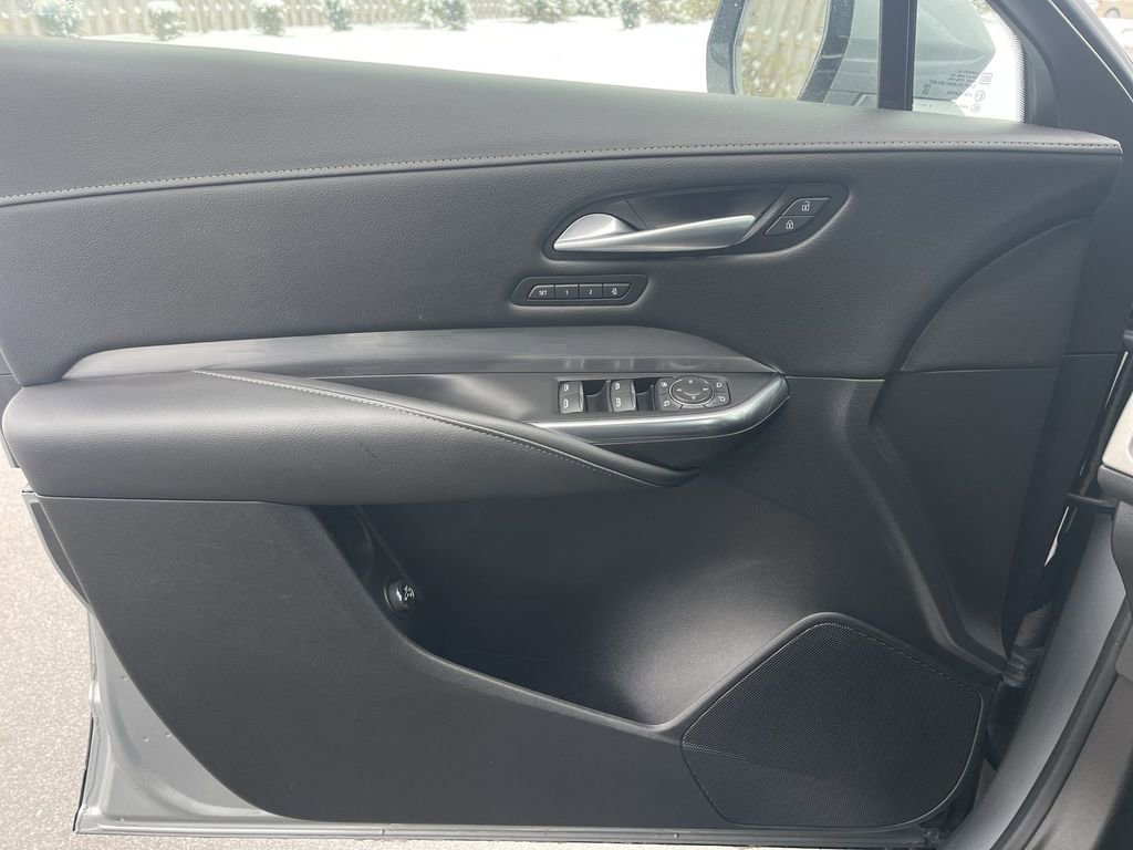 Certified 2024 Cadillac XT4 Premium Luxury image 33