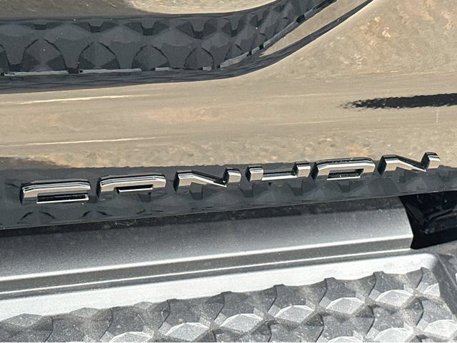 New 2026 GMC Canyon Denali w/ LPO, Denali Black Edition AWD/4WD image 13