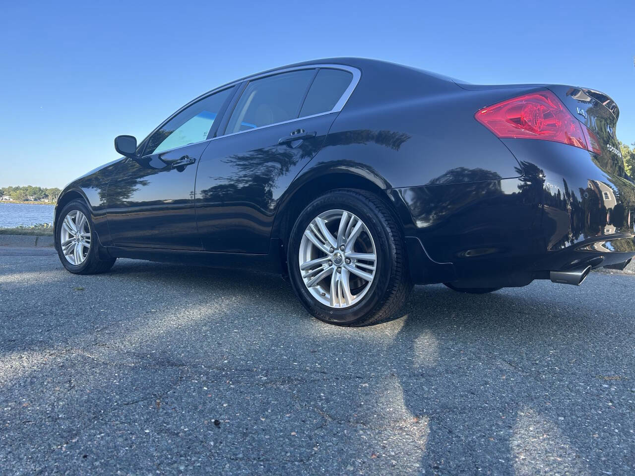 Used 2012 INFINITI G37 x Sedan w/ Premium Pkg image 6