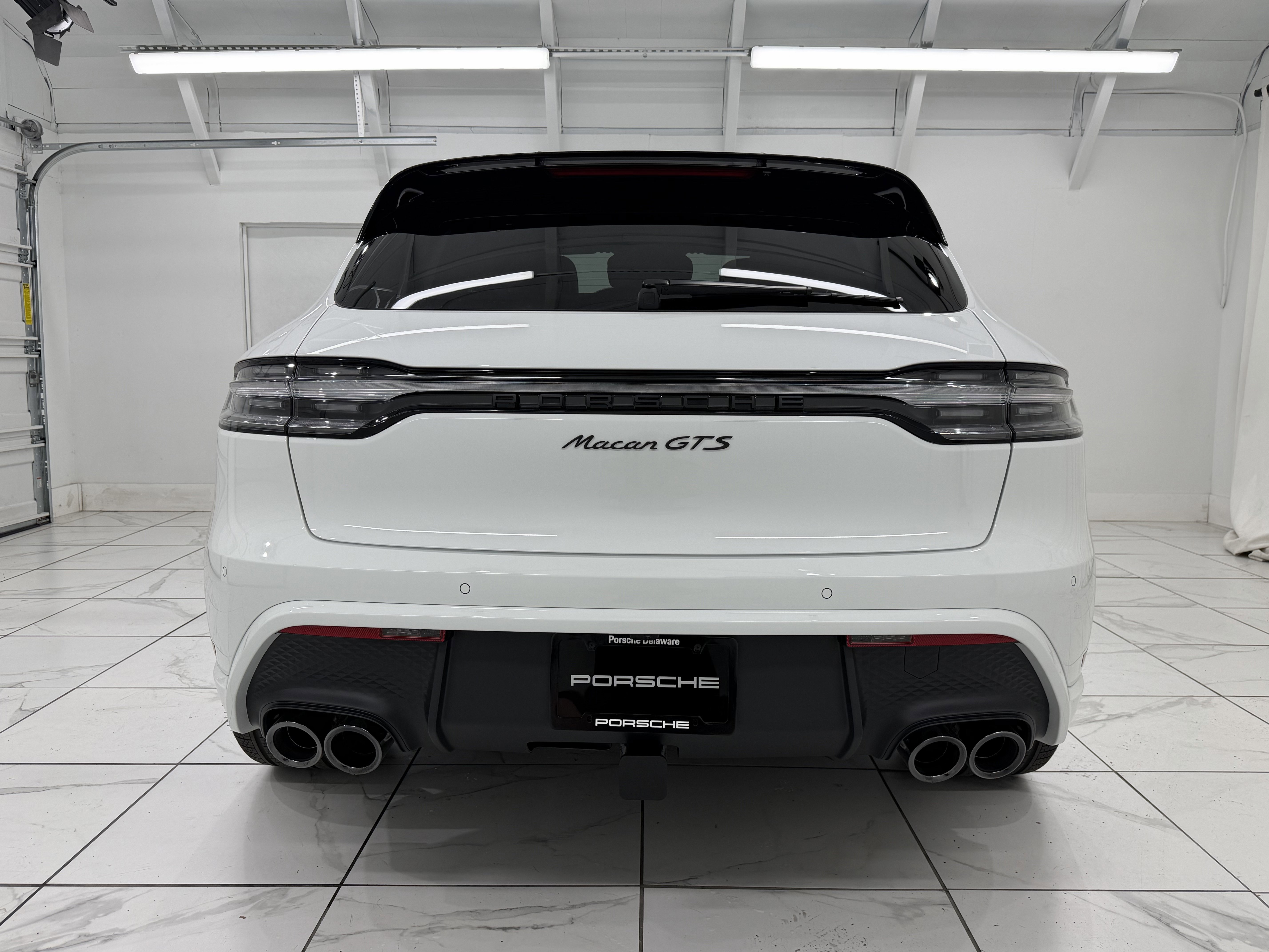 New 2026 Porsche Macan GTS image 13