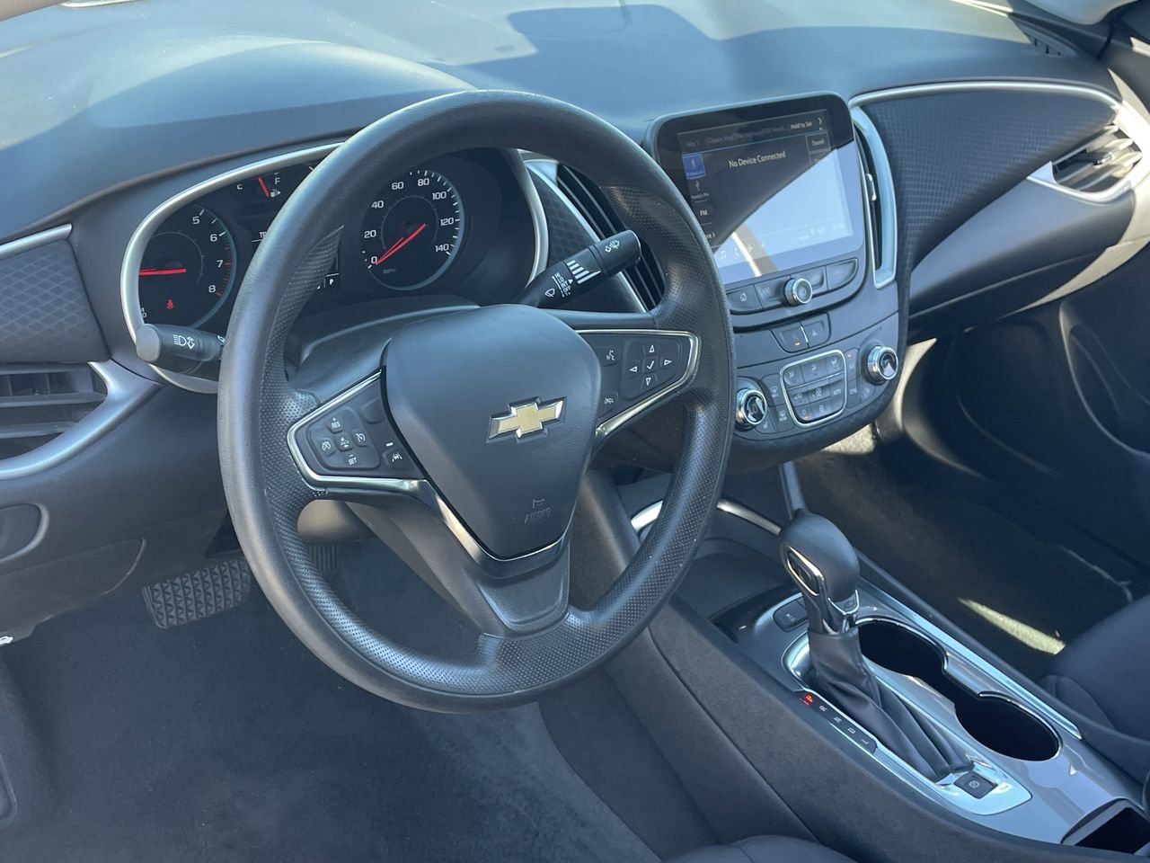 Used 2024 Chevrolet Malibu LT image 23