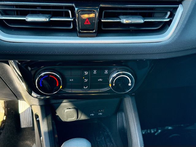 Used 2024 Chevrolet TrailBlazer LT w/ Driver Confidence Package image 15