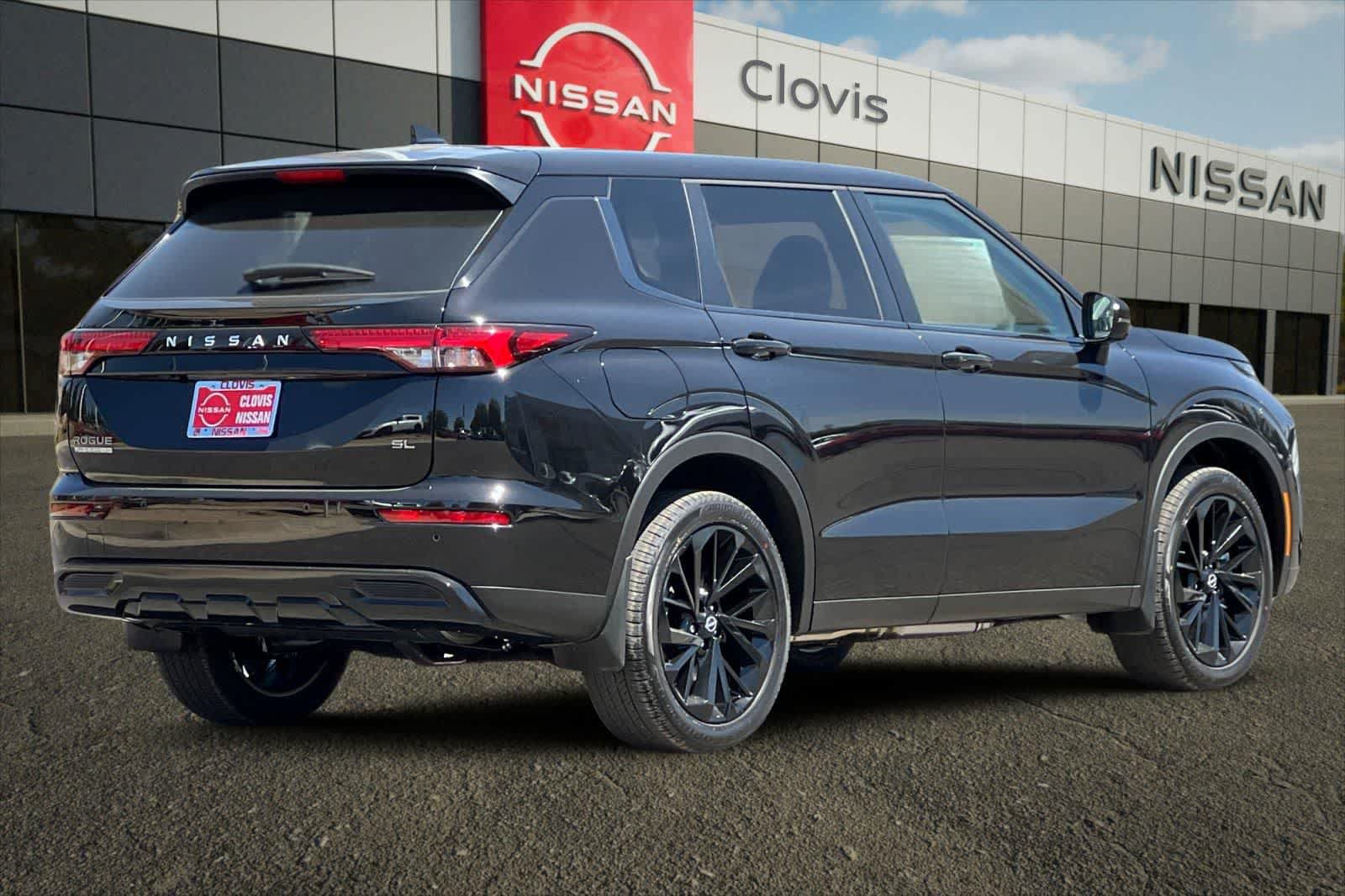 New 2026 Nissan Rogue SL AWD/4WD image 3