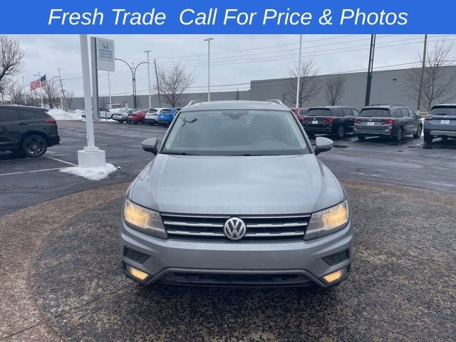 Used 2020 Volkswagen Tiguan SEL image 3