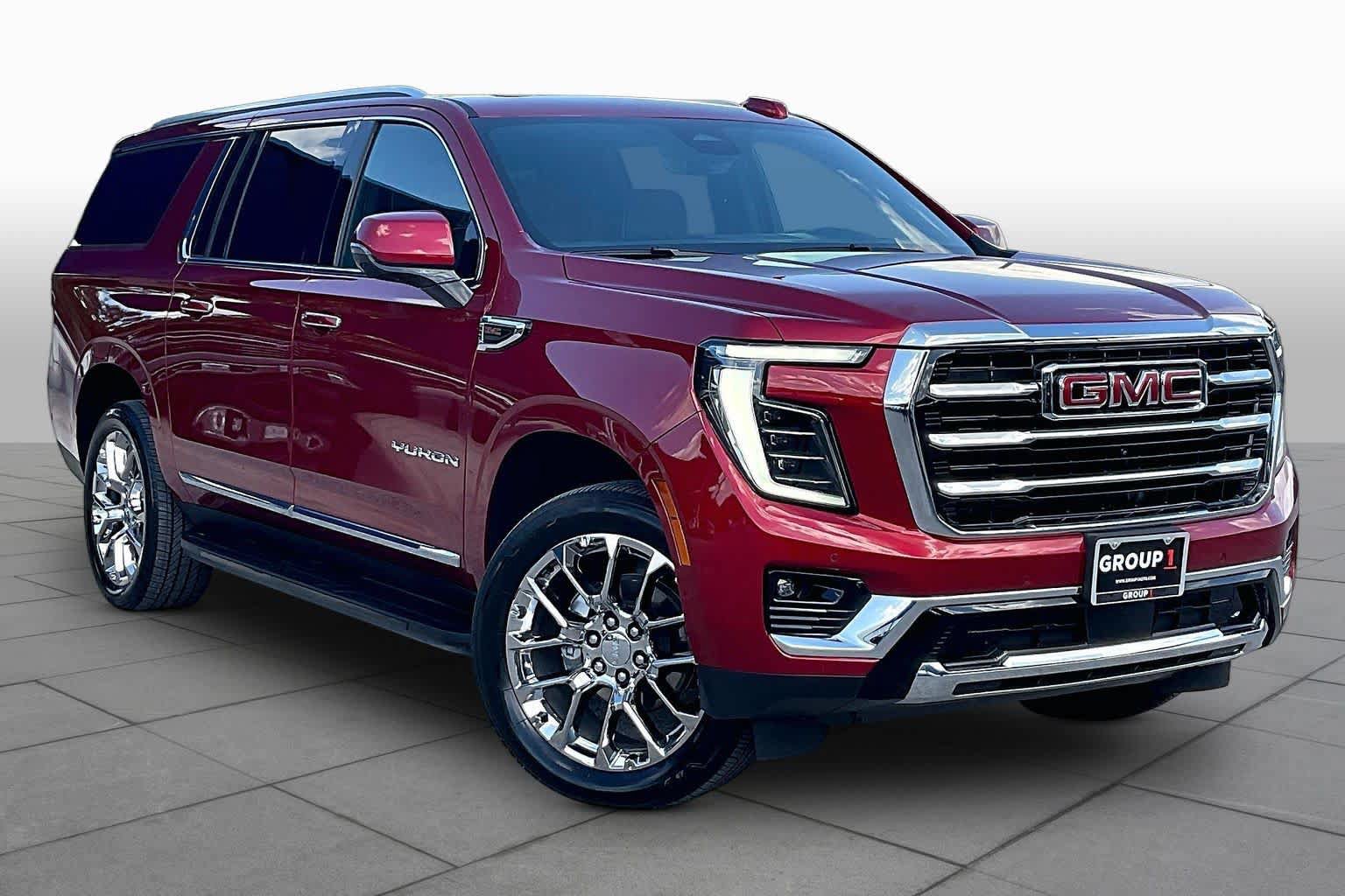 Used 2026 GMC Yukon XL Elevation w/ Elevation Premium Package RWD image 3