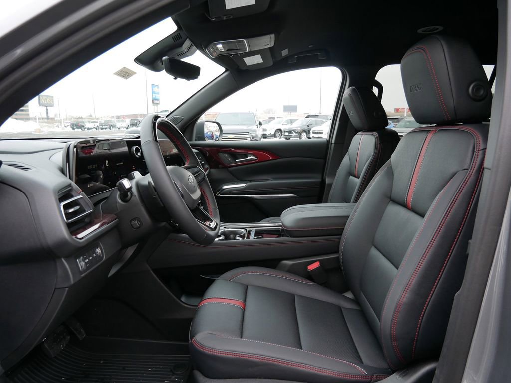 New 2026 Chevrolet Traverse RS w/ LPO, Floor Liner Package image 14