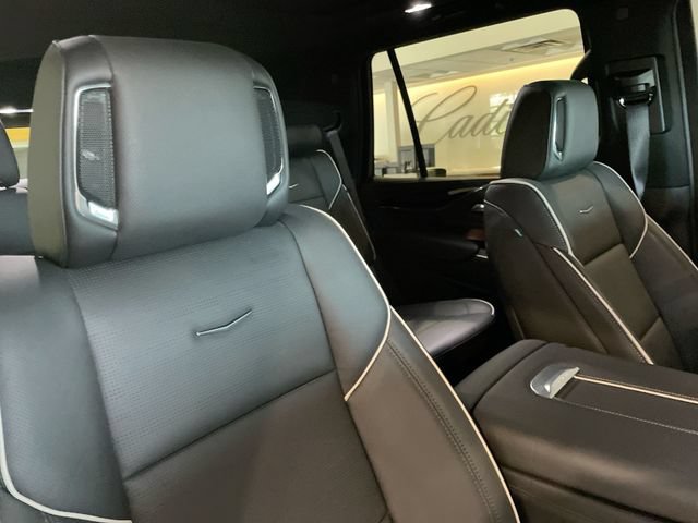Used 2024 Cadillac Escalade Sport w/ Touring Package AWD/4WD image 22