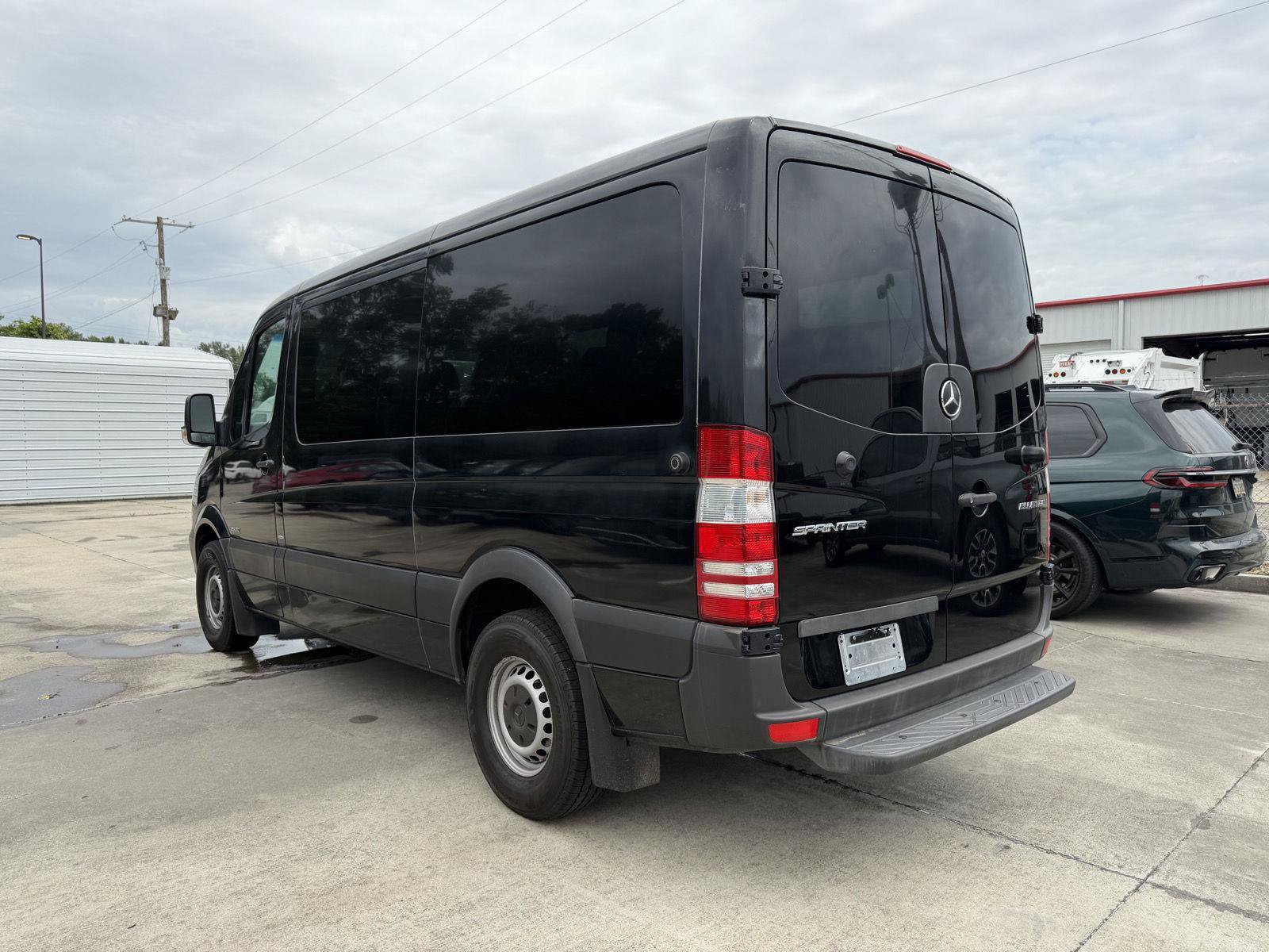 Used 2016 Mercedes-Benz Sprinter 2500 image 14