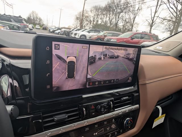 New 2026 Nissan Pathfinder Platinum image 20