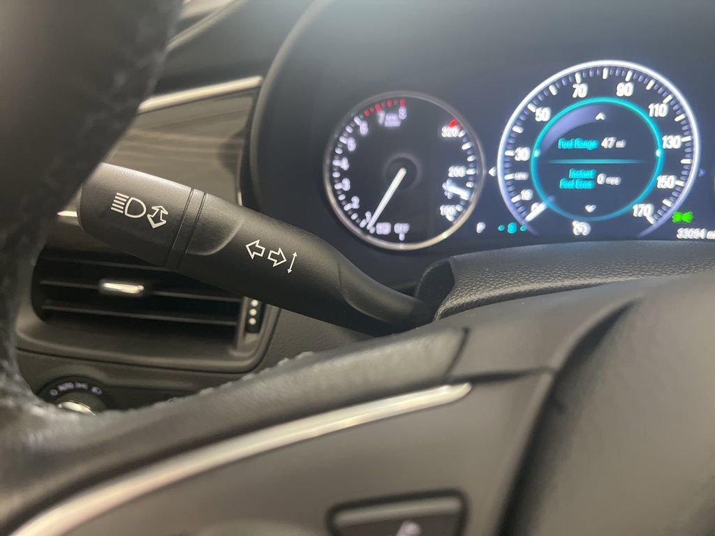 Used 2020 Buick Envision Premium AWD/4WD image 18