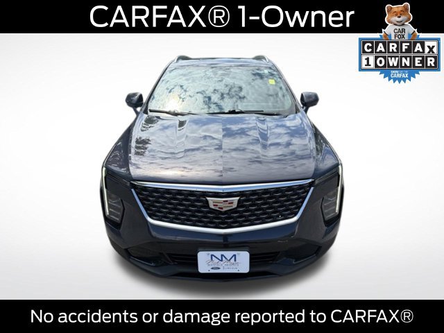 Used 2025 Cadillac XT4 Premium Luxury AWD/4WD image 2