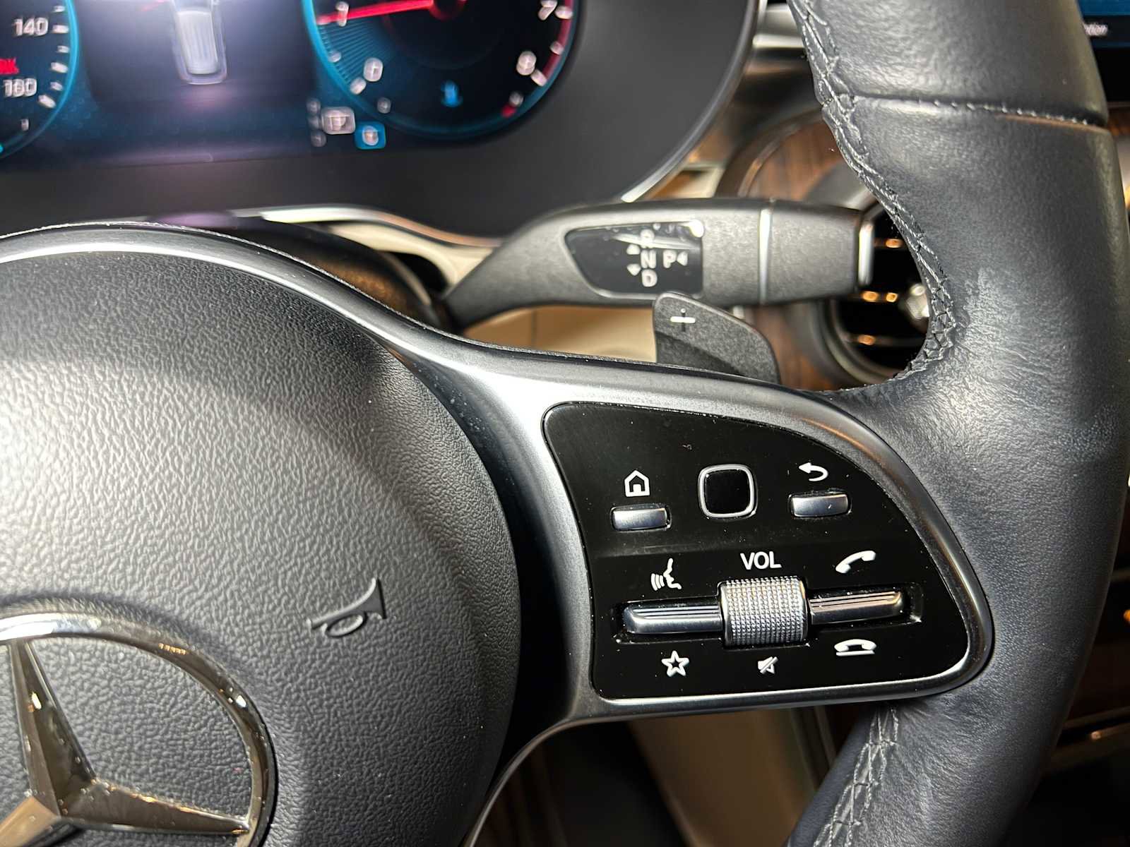 Used 2022 Mercedes-Benz GLC 300 4MATIC image 28