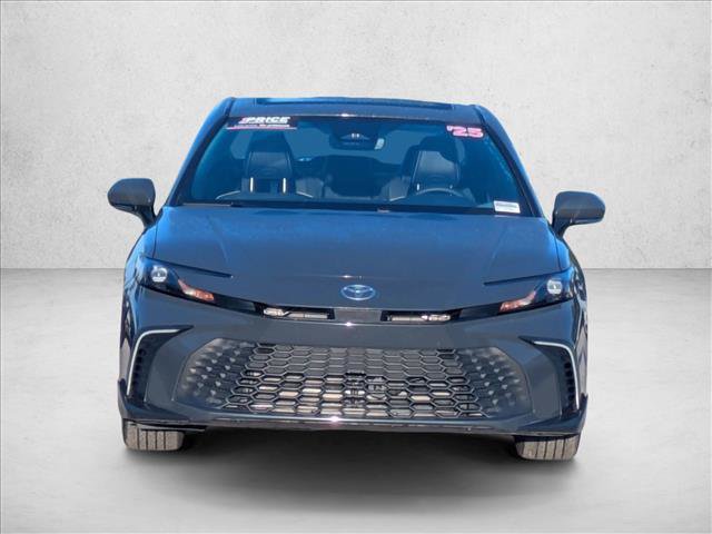 Used 2025 Toyota Camry SE w/ Multimedia Upgrade Package FWD video 2