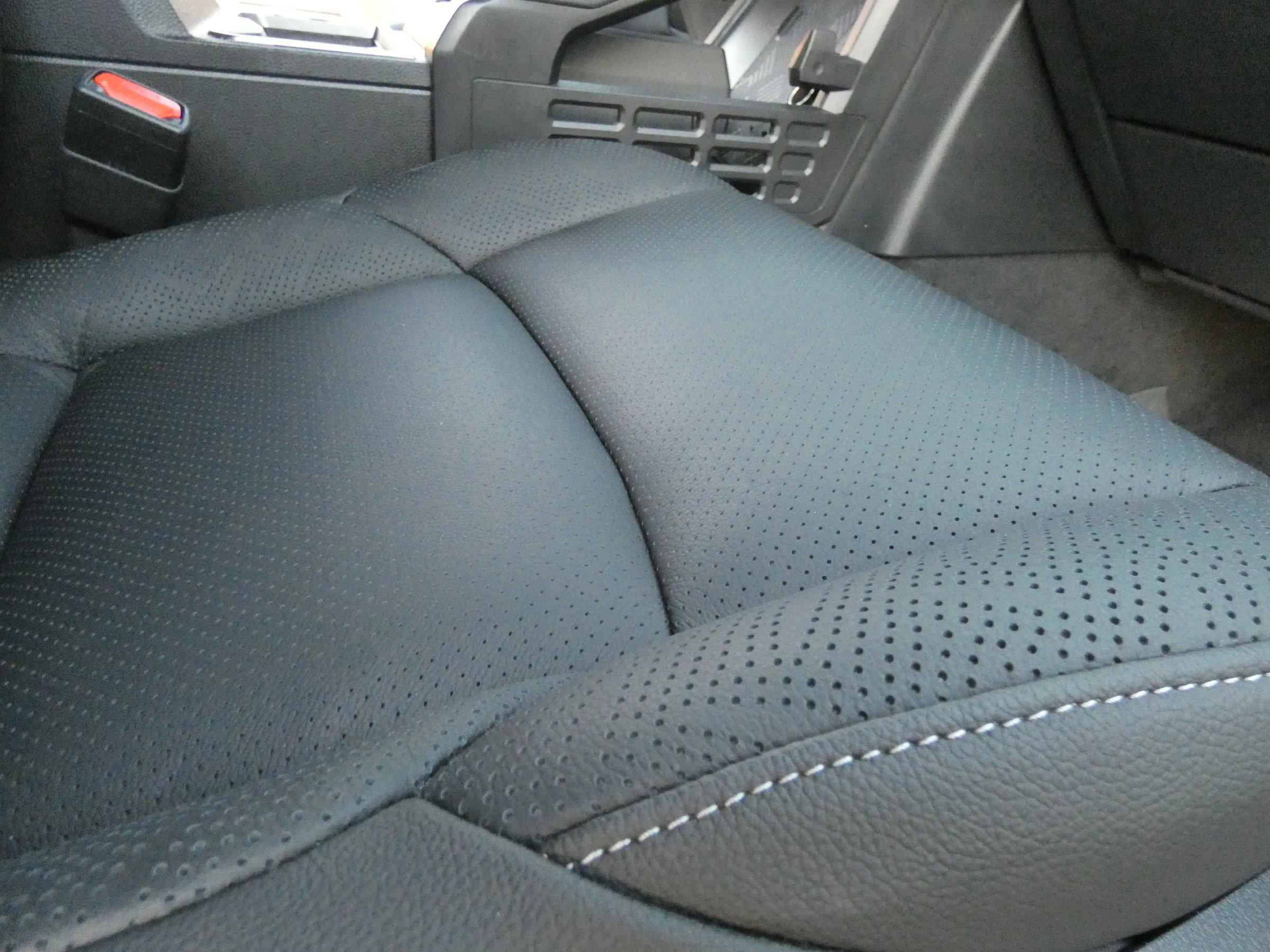 Used 2025 Toyota Tacoma TRD Off-Road w/ TRD Off Road Upgrade Package image 29