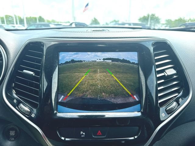 Used 2019 Jeep Cherokee Limited AWD/4WD image 15