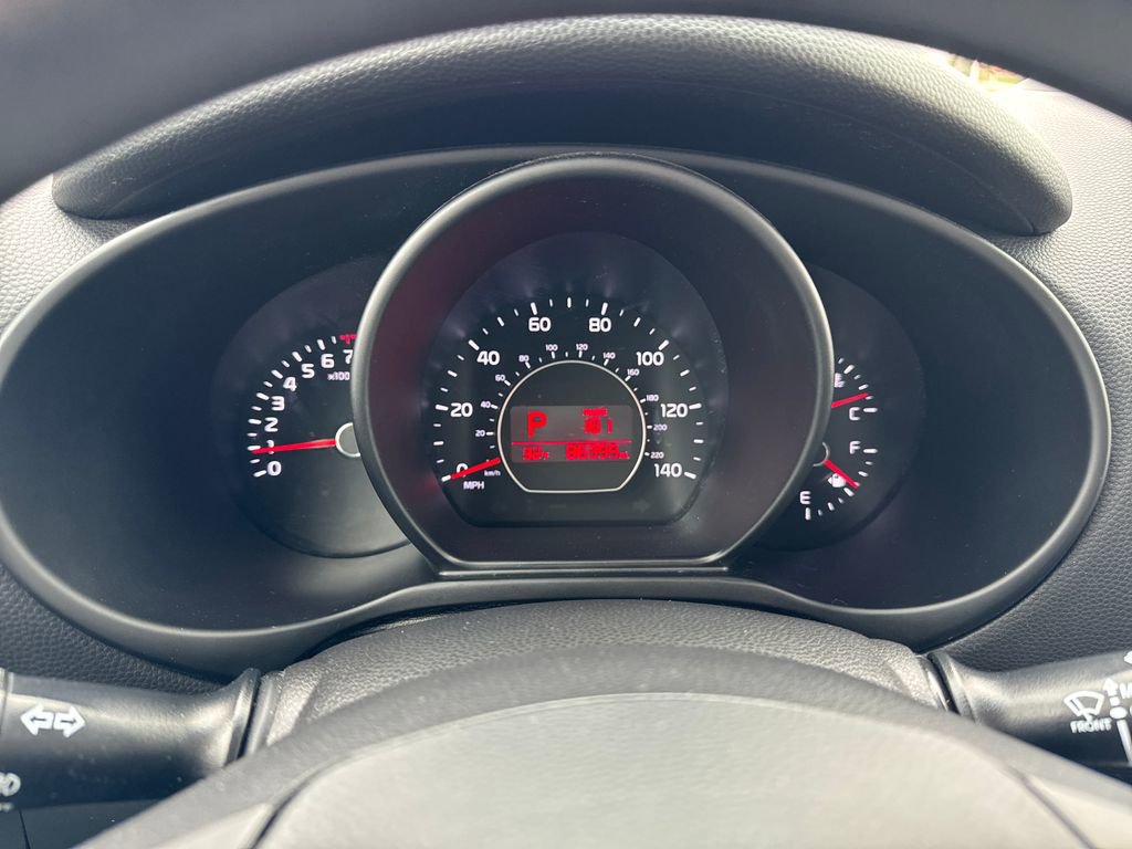 Used 2018 Kia Soul + image 17