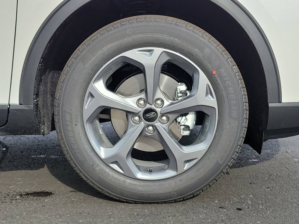 New 2026 Ford Escape ST-Line w/ Cold Weather Package AWD/4WD image 9