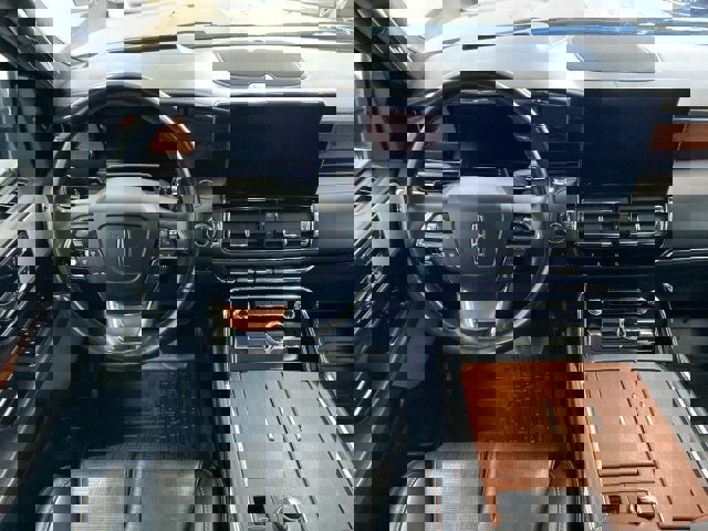 Certified 2024 Lincoln Navigator Black Label image 13