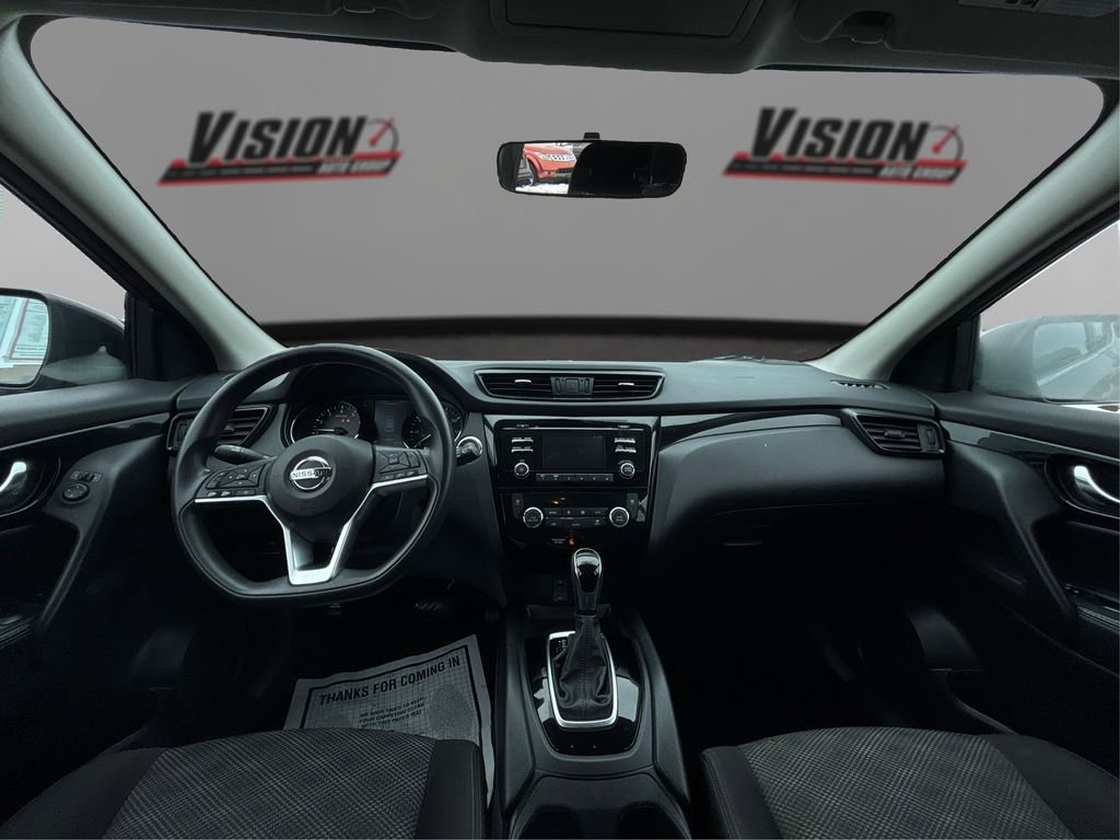 Used 2017 Nissan Rogue Sport SV AWD/4WD image 25