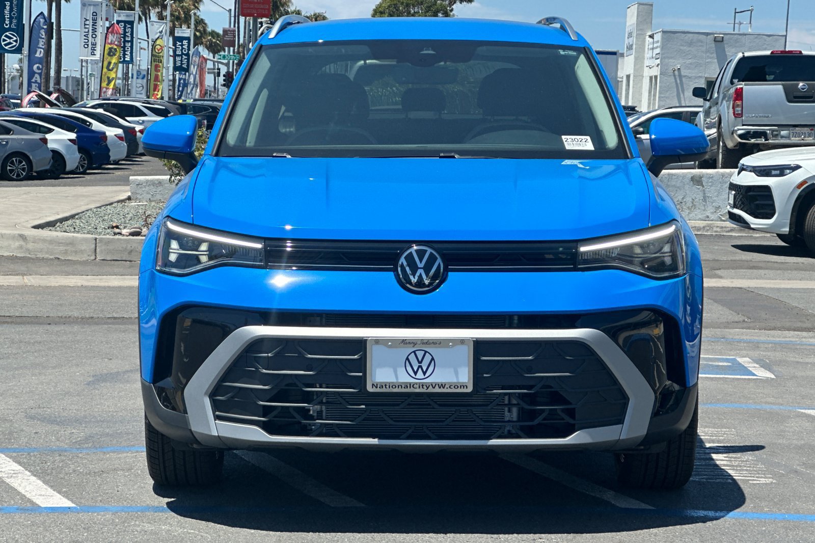 New 2026 Volkswagen Taos SE FWD image 3