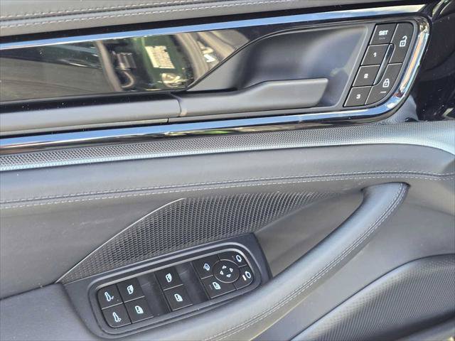 Used 2026 Porsche Panamera RWD image 24