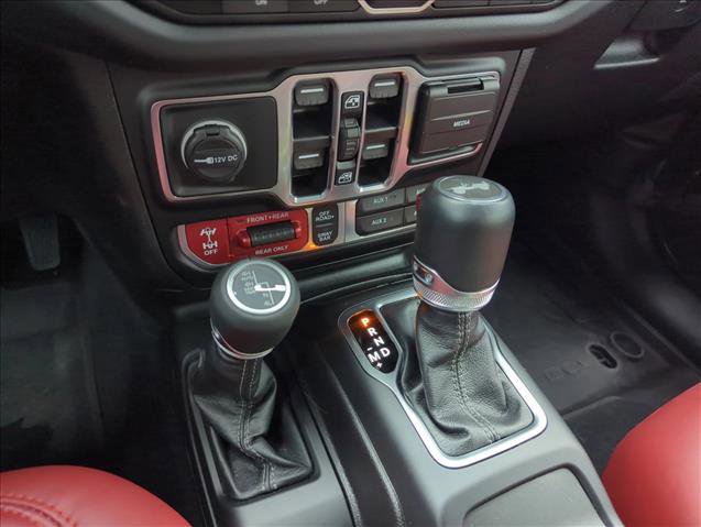 Used 2024 Jeep Wrangler Unlimited Rubicon 392 AWD/4WD image 11