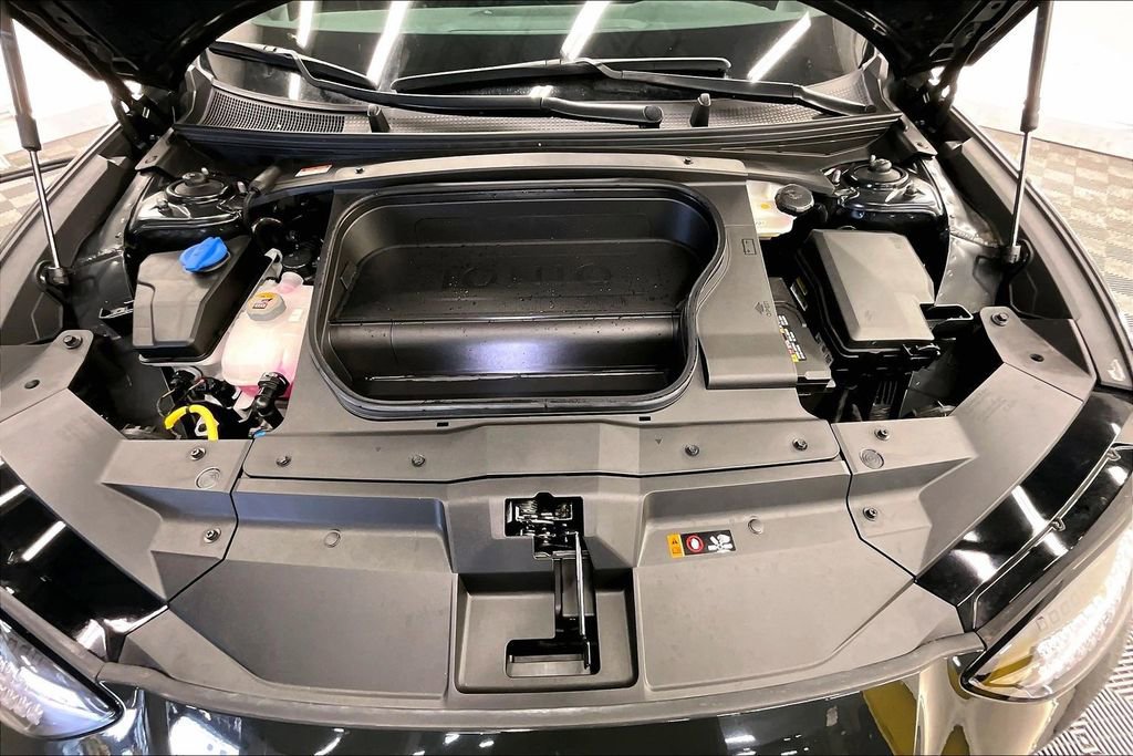 Used 2024 Hyundai Ioniq 6 SE RWD image 9