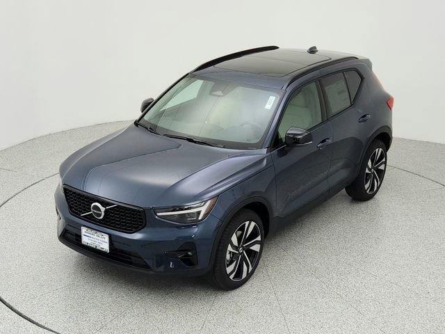 New 2026 Volvo XC40 B5 Ultra w/ Climate Package image 13