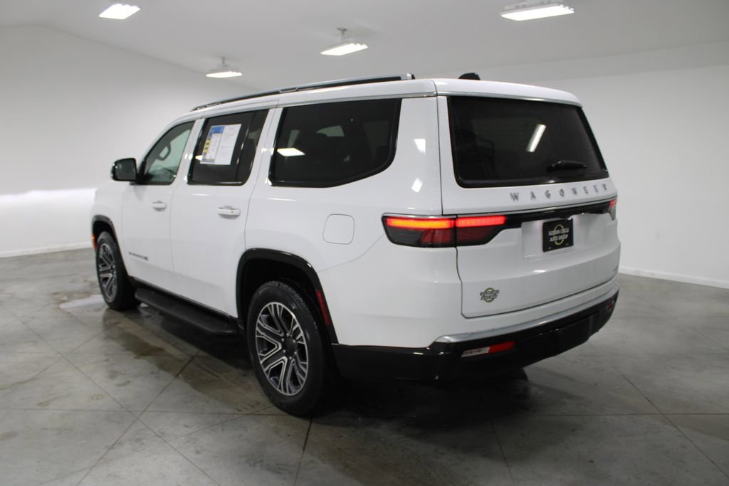 Used 2024 Jeep Wagoneer Series II image 7