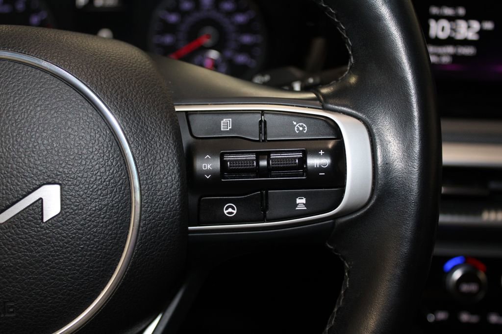 Used 2023 Kia K5 GT-Line image 36