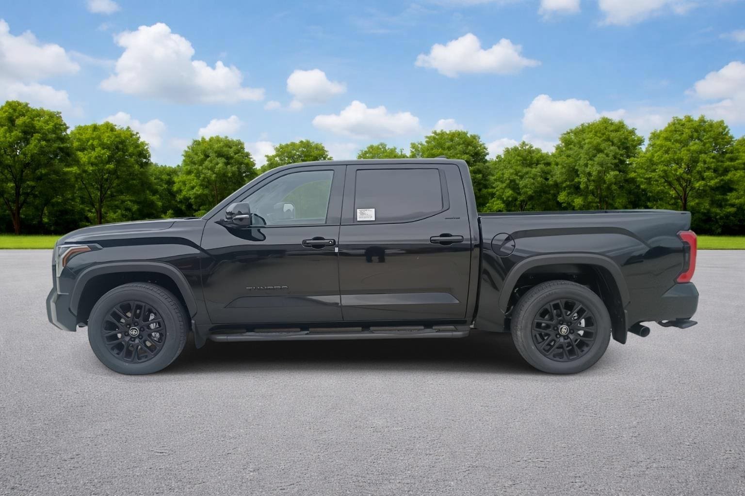 New 2026 Toyota Tundra Limited RWD image 4