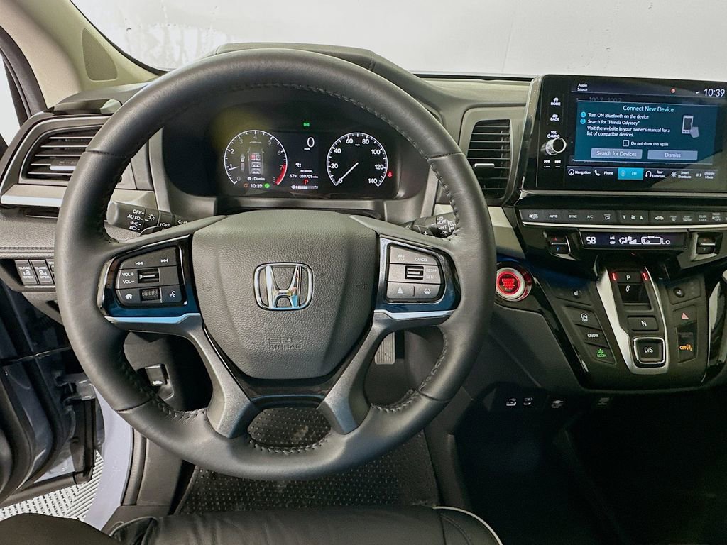 Certified 2025 Honda Odyssey Touring image 11