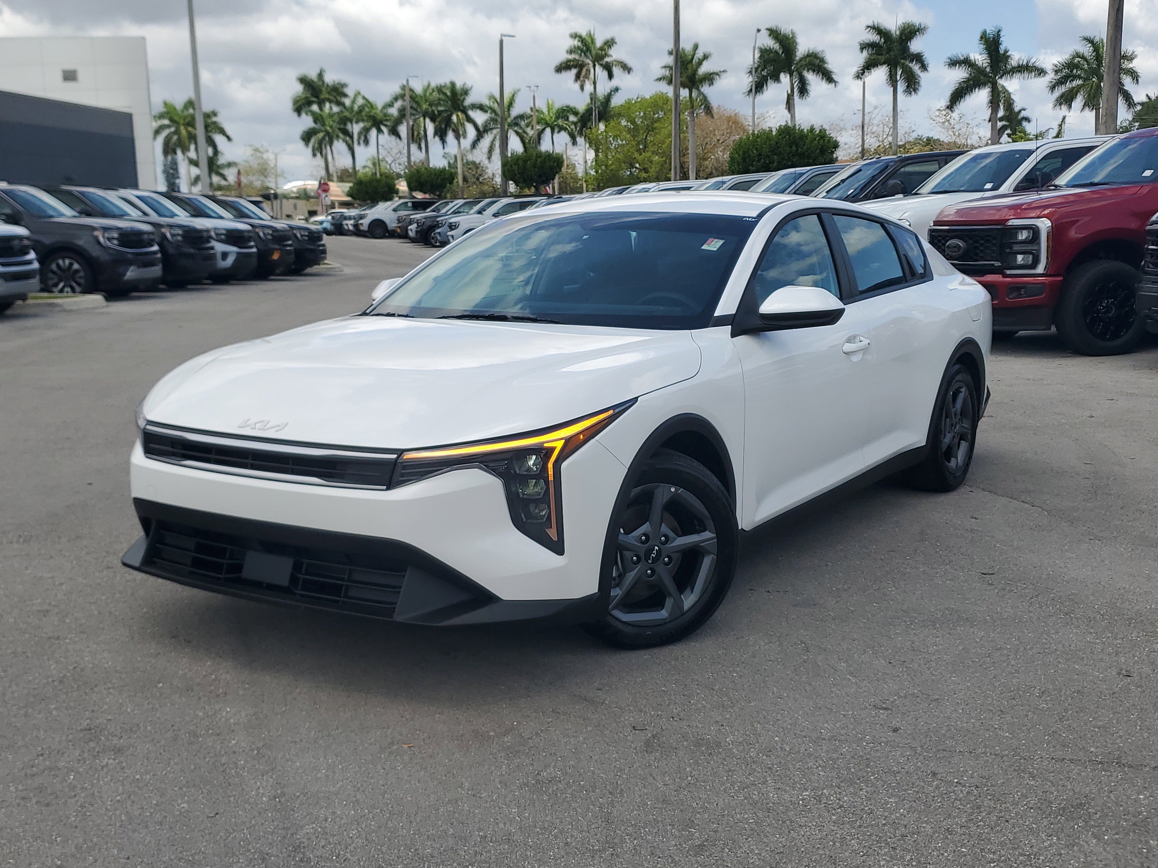 Used 2025 Kia K4 LXS FWD image 31
