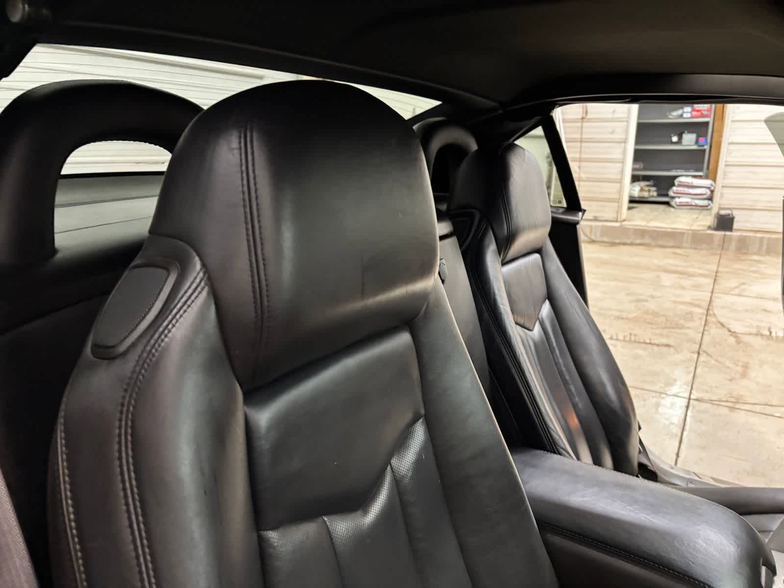 Used 2005 Cadillac XLR RWD image 22