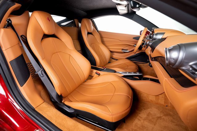 Used 2022 Ferrari F8 Tributo image 47