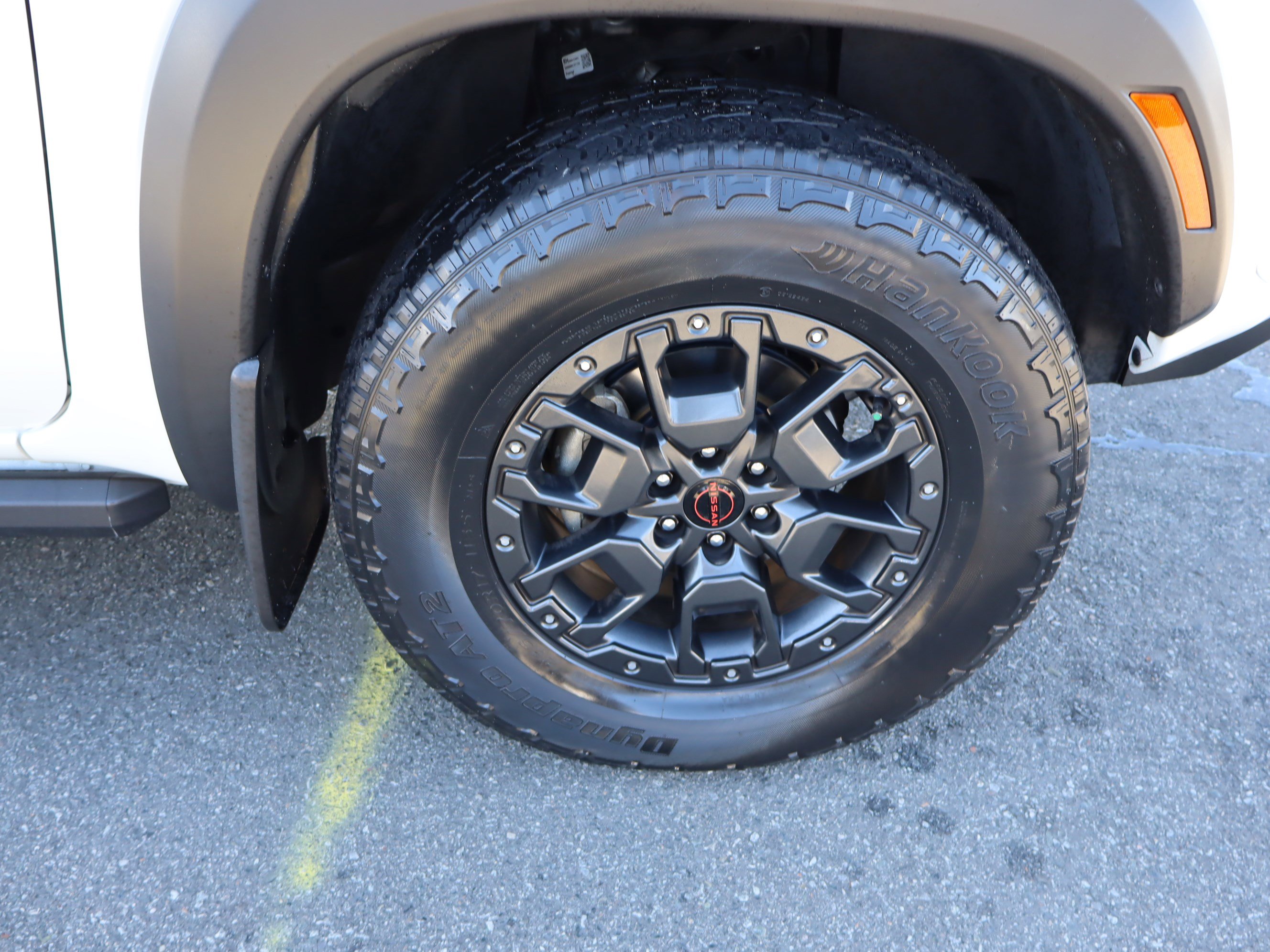 Used 2023 Nissan Frontier PRO-4X w/ Pro-4X Premium Package image 40