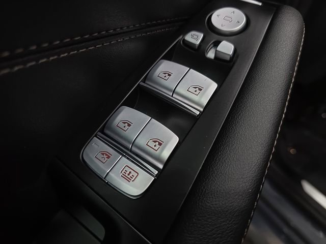 Certified 2026 BMW X7 xDrive40i AWD/4WD image 24