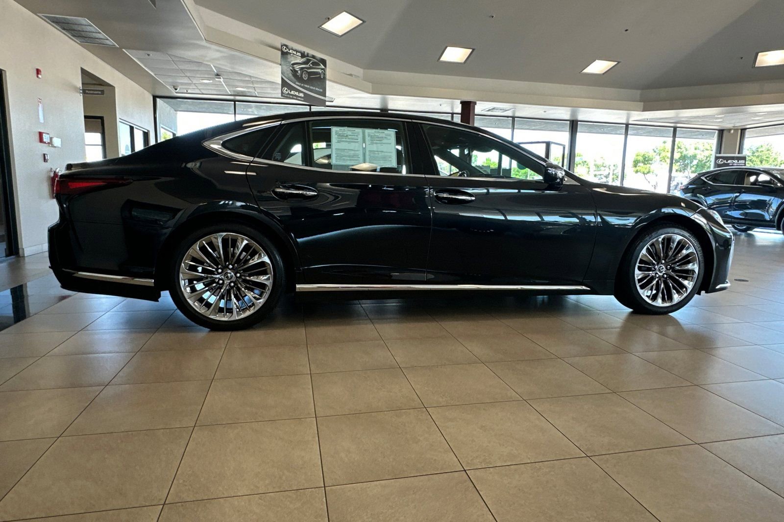 Used 2021 Lexus LS 500 w/ Interior Upgrade Package RWD image 3