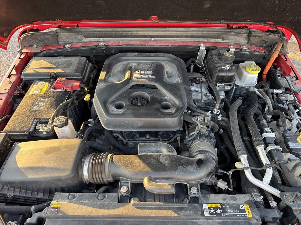 Used 2021 Jeep Wrangler Unlimited Sahara w/ Cold Weather Group image 3