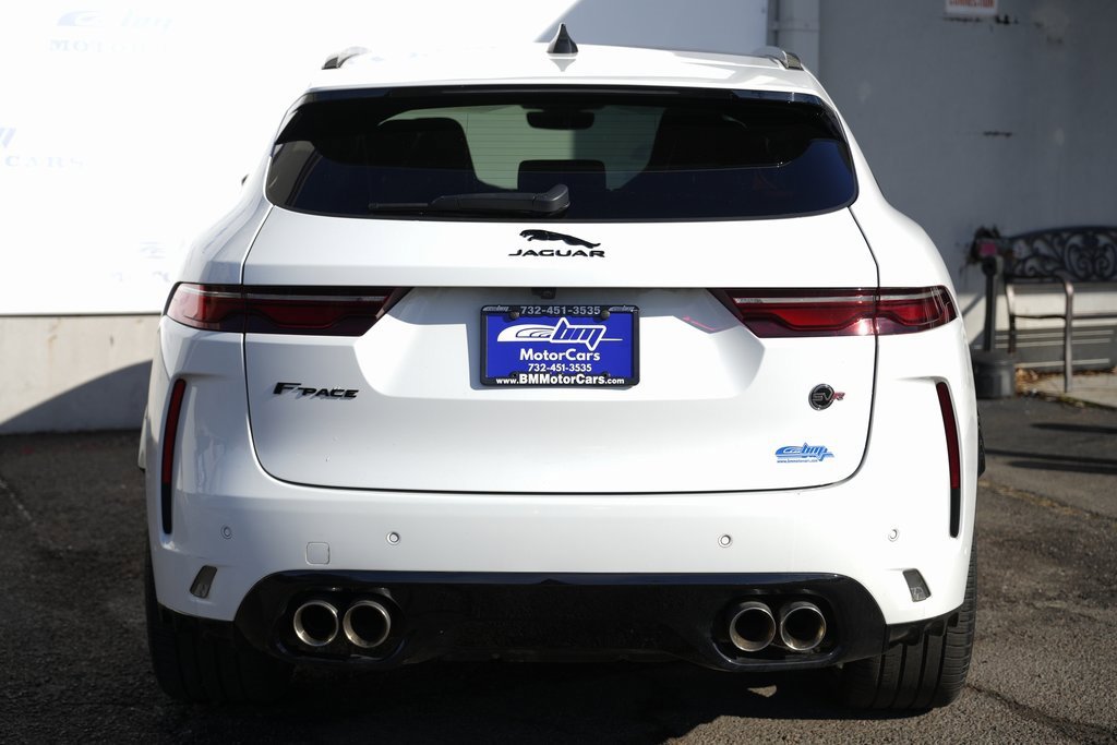 Used 2022 Jaguar F-PACE SVR image 6
