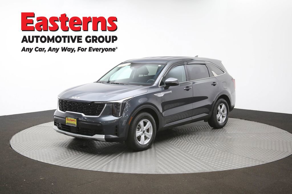 Used 2024 Kia Sorento LX FWD image 56