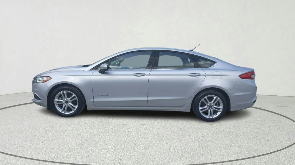 Used 2018 Ford Fusion S FWD image 4