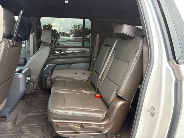 Used 2023 GMC Yukon XL Denali w/ Advanced Technology Package AWD/4WD image 15