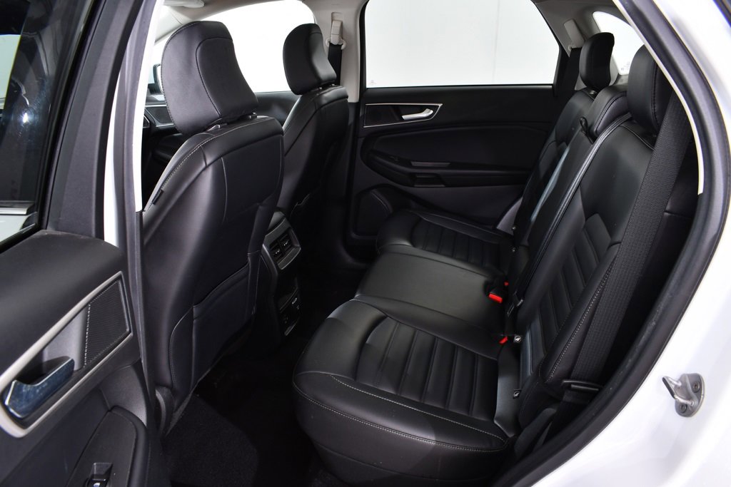 Used 2022 Ford Edge SEL w/ Convenience Package image 16