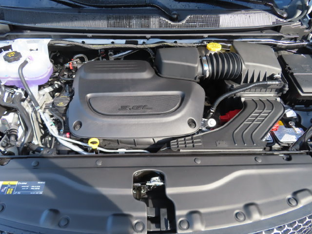 New 2027 Chrysler Pacifica LX FWD image 11